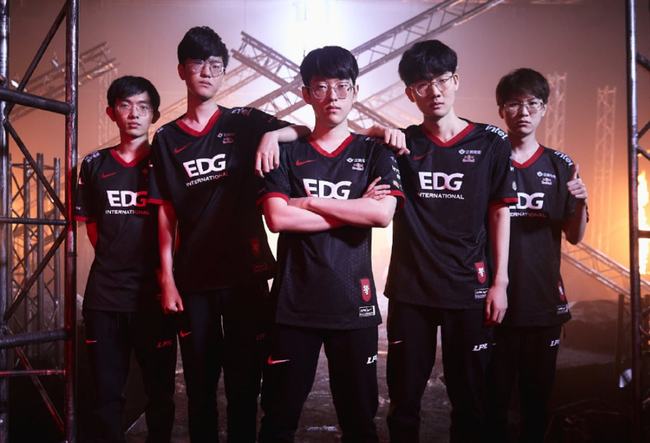 在这场比赛 在这场比赛