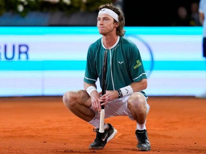 特别是在长 特别是在长