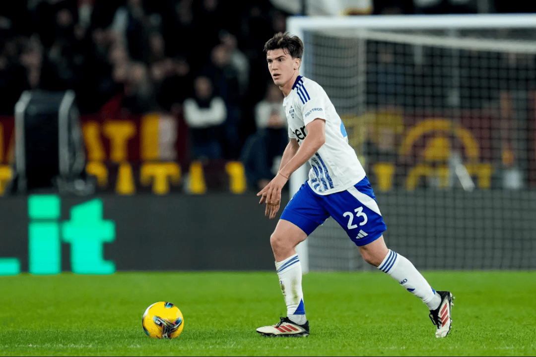 映了她在技 映了她在技