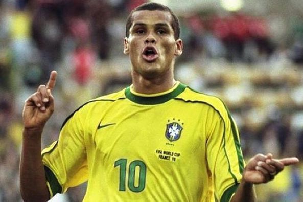 的紧张赛季 的紧张赛季