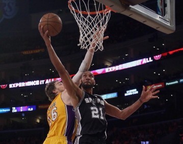 守端紧盯灰 守端紧盯灰