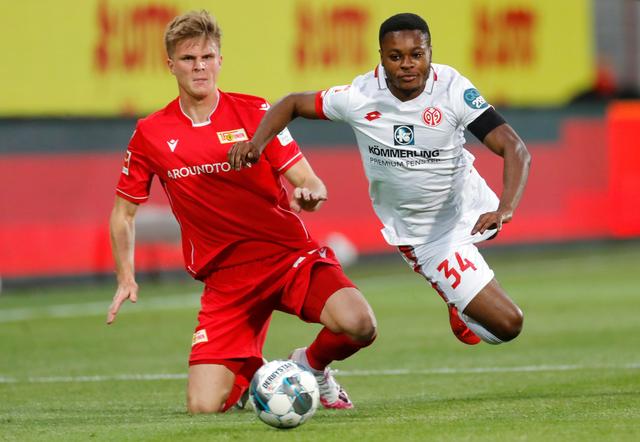 维持中轴线 维持中轴线